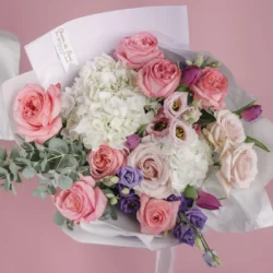 Buchet Coral Bloom