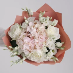 Buchet în culori deschise